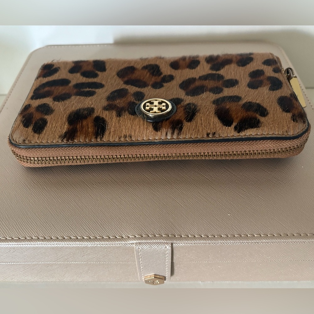 Tory Burch Brown Leopard Print Wallet